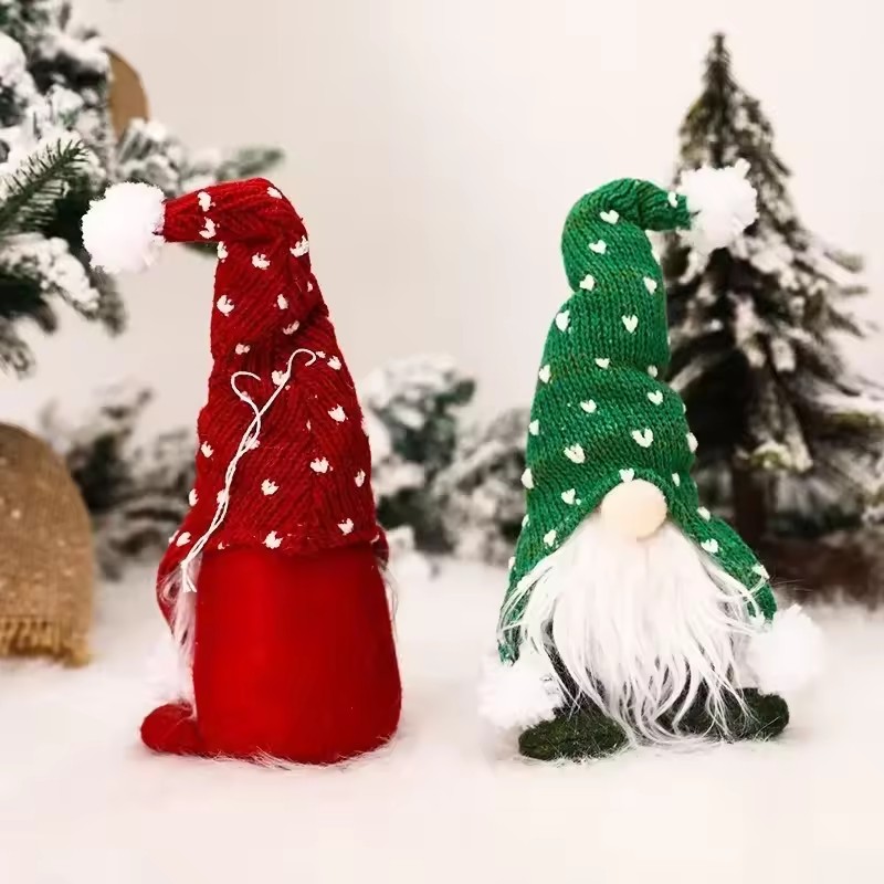 Christmas Gnome Plush Santa Do - огляд і ціна Home Bargains