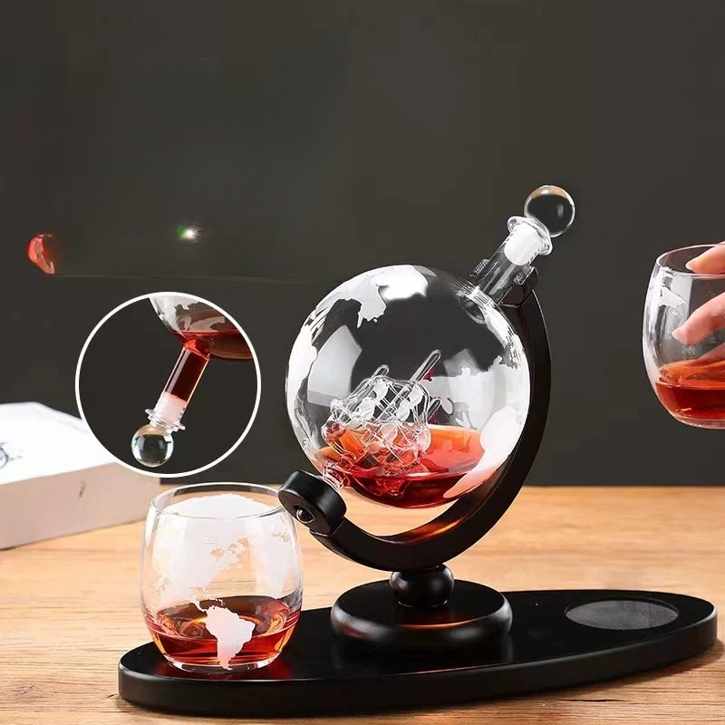 Decorative Globe Wine Decanter - огляд і ціна Decanter Globe Set