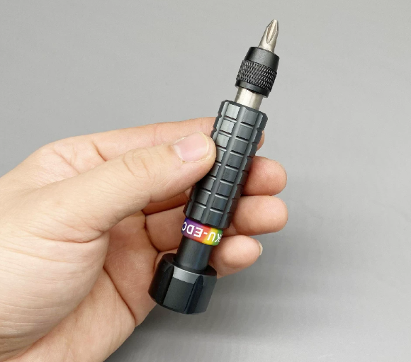 Multi-purpose 6.35mm screwdriv - огляд і ціна Speed Pourer Cap